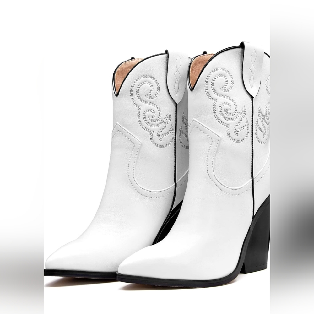 New, DOBOYG Women's Cowboy Boots Size 6